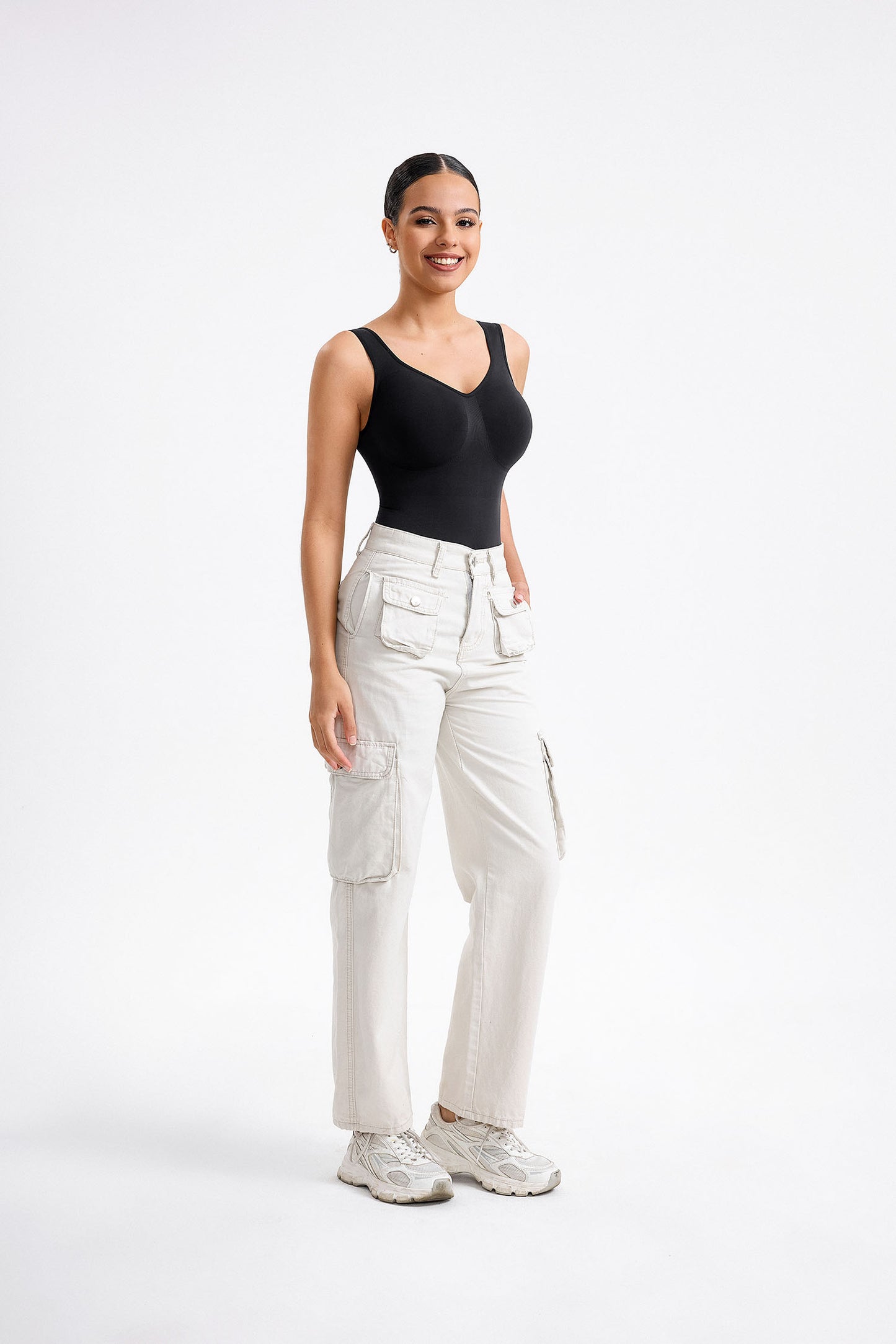 Essential U-Neck Sculpting Tank Bra Black