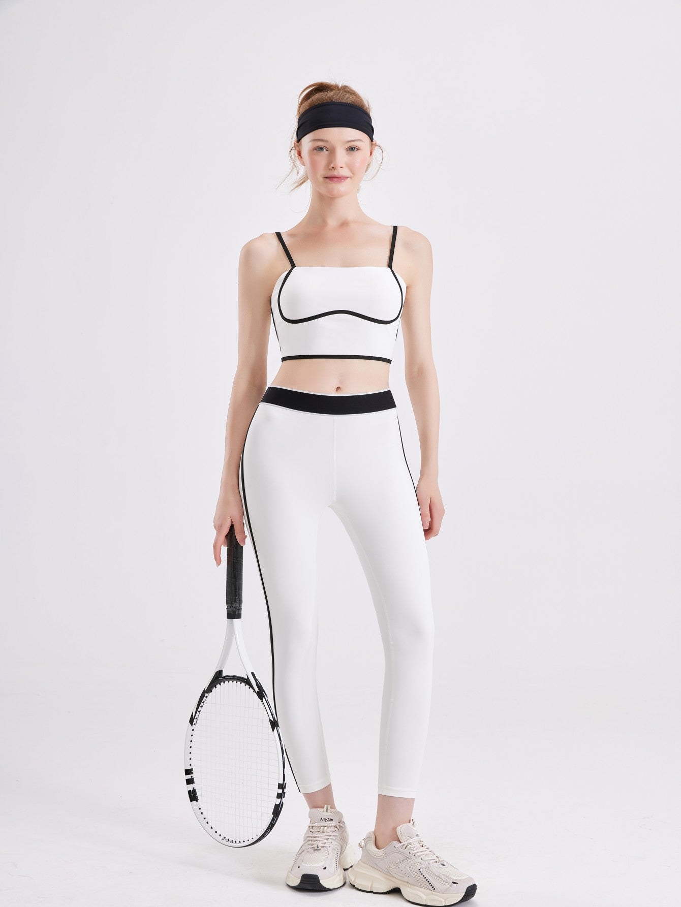 Women's Sportswear Two-Piece  Yoga Suit, Spaghetti Strap Round Neck Short  Bra and Slim Fit Sports Leggings Set,